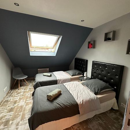 Loc'Apparts Beaumont-sur-Oise Bagian luar foto