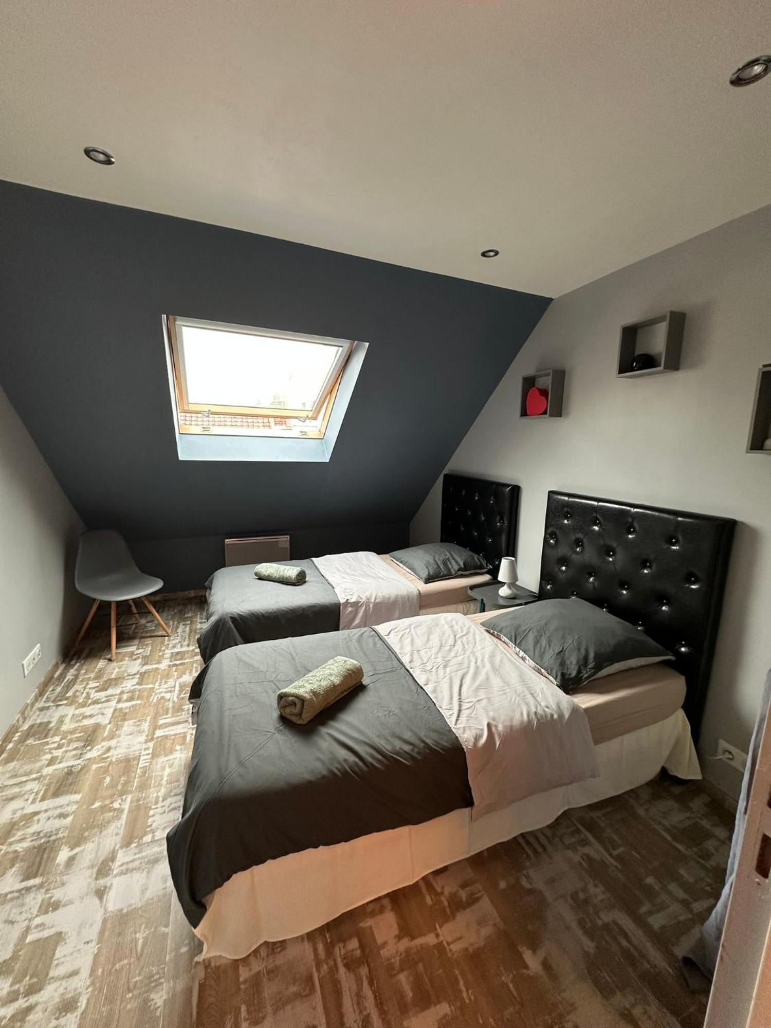Loc'Apparts Beaumont-sur-Oise Bagian luar foto